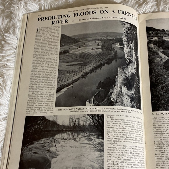 Country Life Magazine Traditional Furniture of Wales December 10, 1964 - Picture 13 of 16